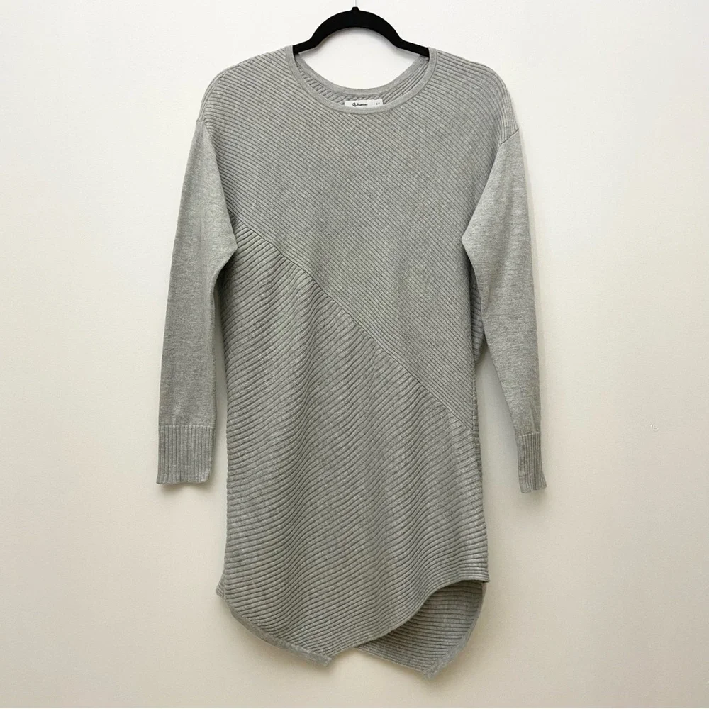 Gray Knit Asymmetrical Tunic Sweater - Picture 1 of 8